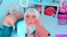 Blonde camgirl play toys private webcam show