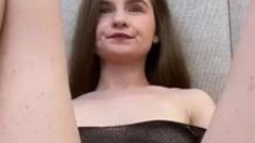 Amateur close up ass toying
