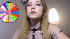 Young amateur teen in solo masturbation getting kinky