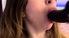 Fingers deep into her taut twat - deep throat hottie