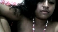 Ebony Indian Babe On Webcam