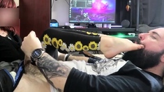 Footpunkz - Book Nerd's Tiny Feet Worship Handjob
