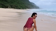 Public Beach Butt Plug Insertion by a Solo Female