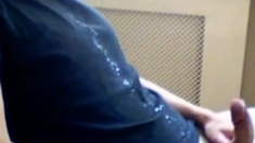 Pissing Cum Like a Pro