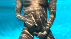 Ebony Milf Model Ana Foxxx Dips In Pool