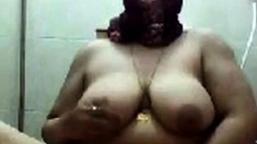 Bbw fat arabian on webcam